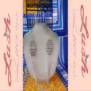 Triple Chain Jewel Necklace Set.